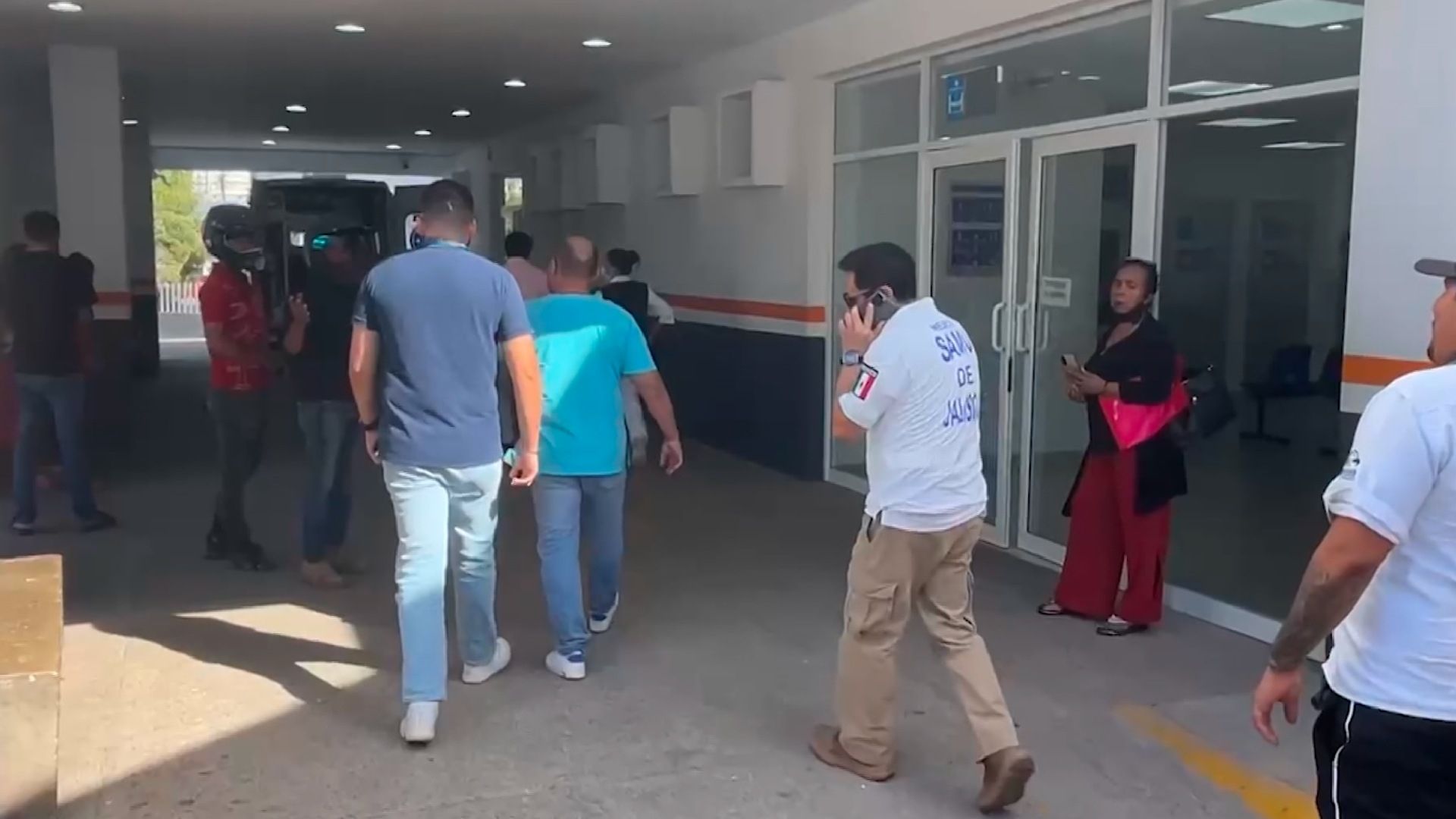Explosión deja a una pareja herida en Puerto Vallarta