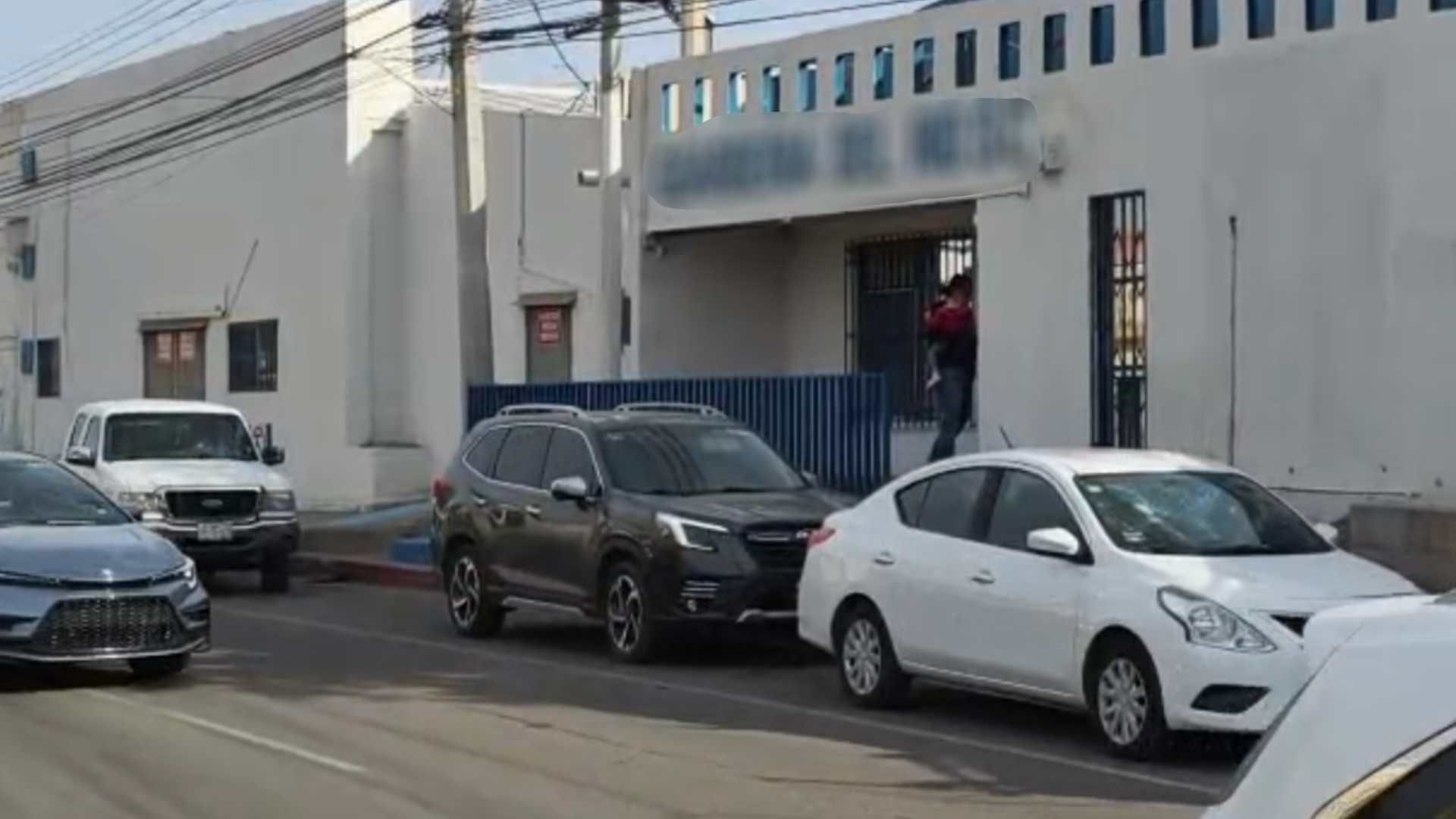 Evacúan a 94 Menores en Guardería por Conato de Incendio en Hermosillo, Sonora