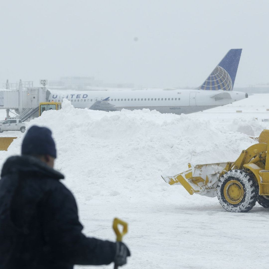 Otros reportes mencionan que una tormenta de nieve se intensificaba en Bangor durante el momento del incidente.