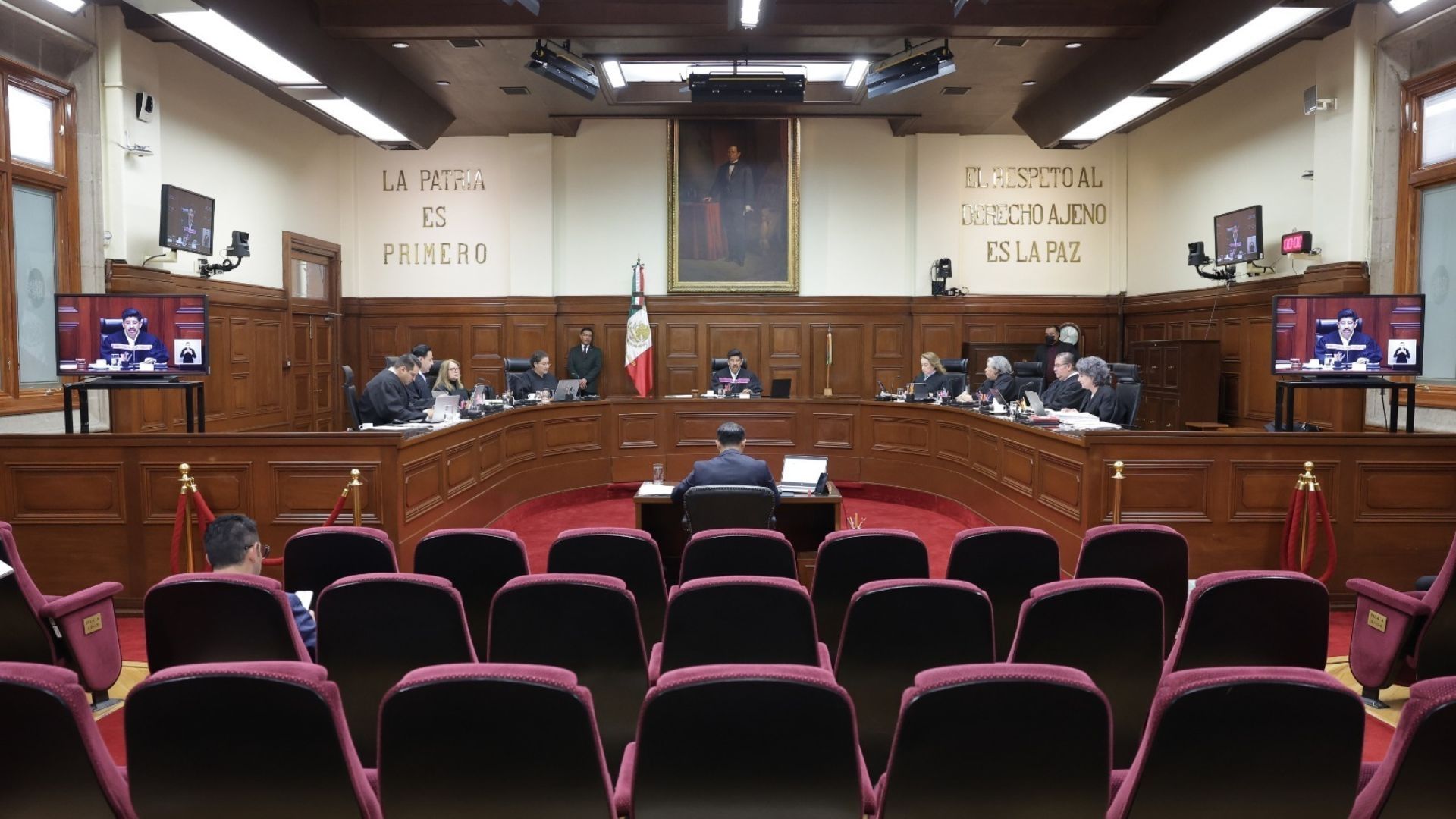 La SCJN había justificado previamente la compra de los vehículos.