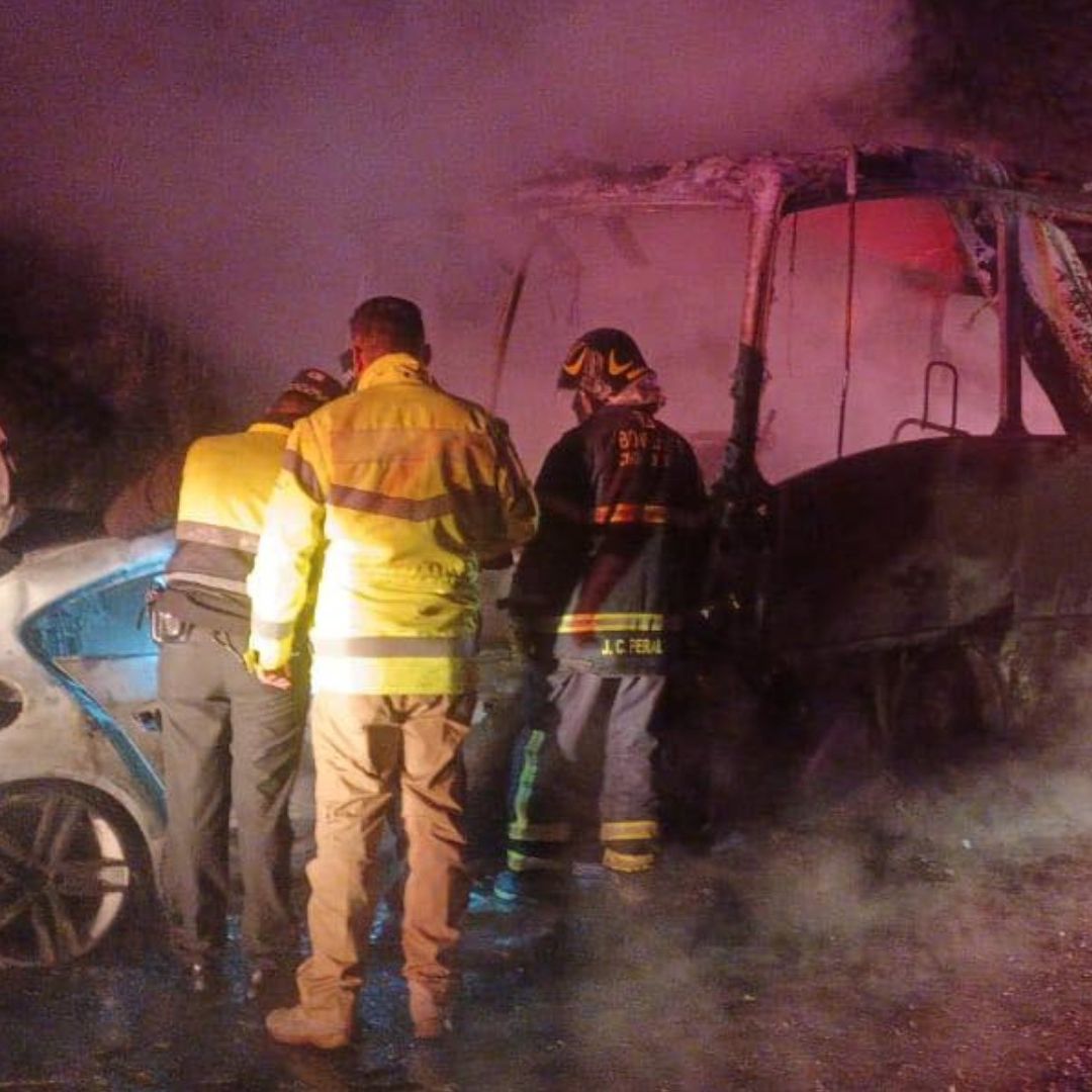 Deja 4 Muertos y Varios Heridos Choque de Autobús y Coche en la México-Cuernavaca.