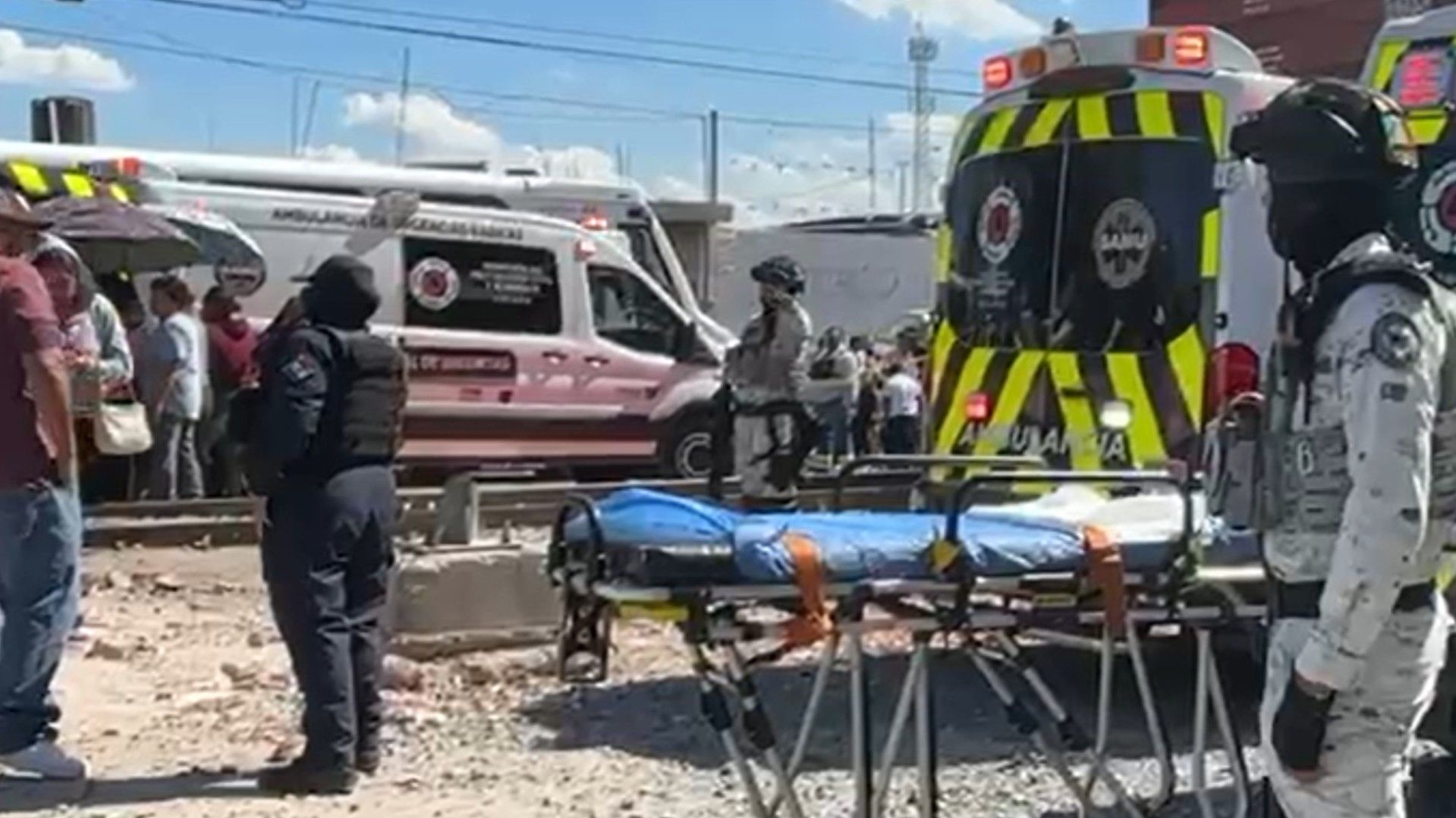 Diez Personas Heridas Dejó un Choque Entre un Camión de Personal y Tren en Celaya, Guanajuato. Foto: N+