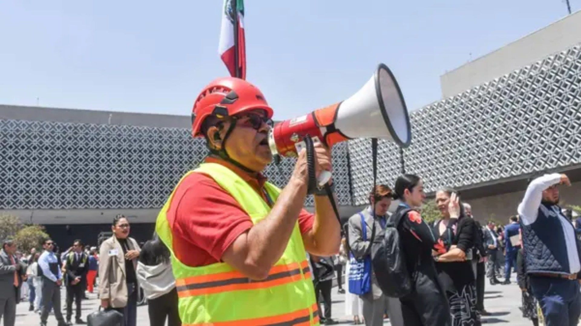 Anuncian Primer Simulacro Sísmico de 2026: ¿Cuándo Sonarán las Alertas en CDMX?