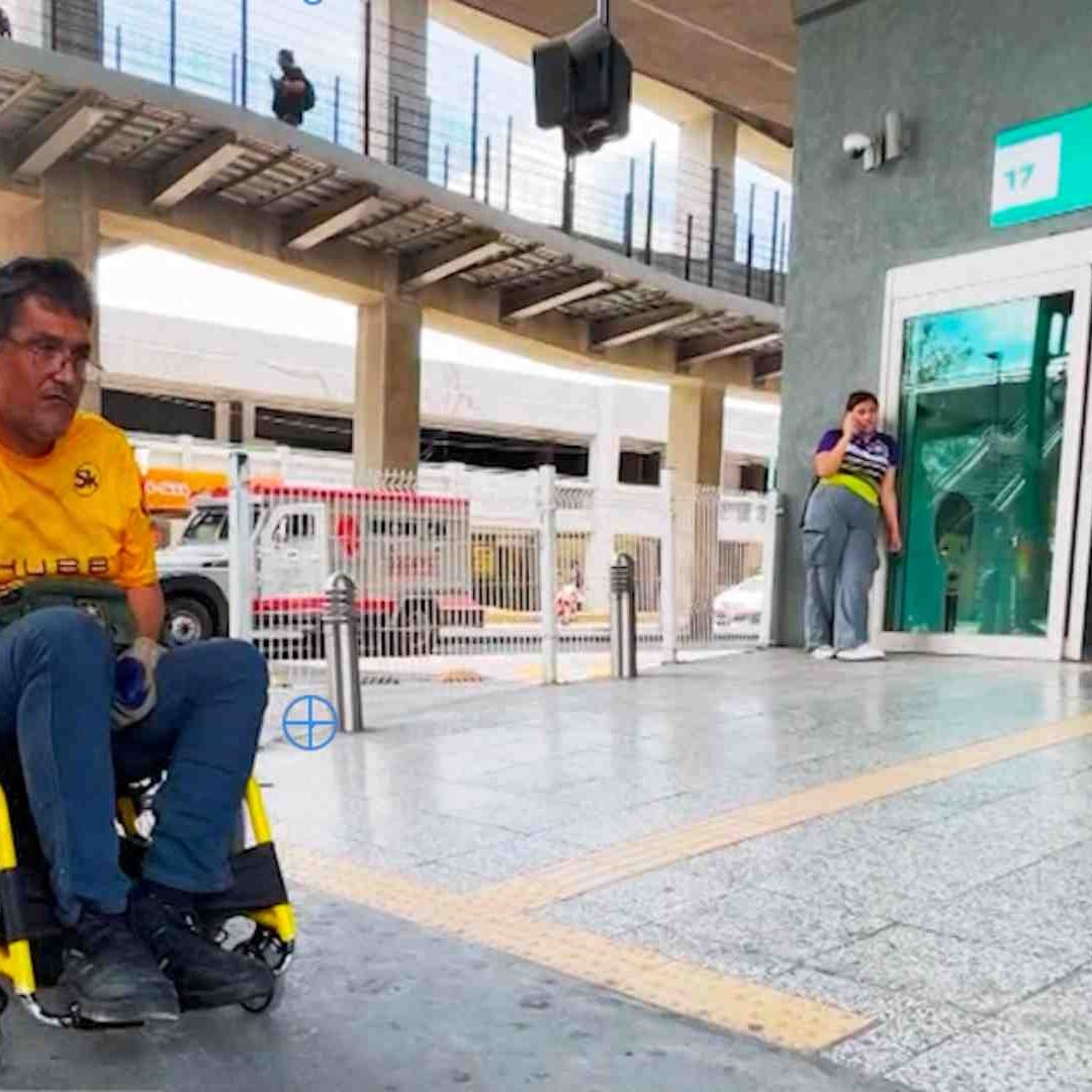 Metrorrey olvida a discapacitados y adultos Mayores