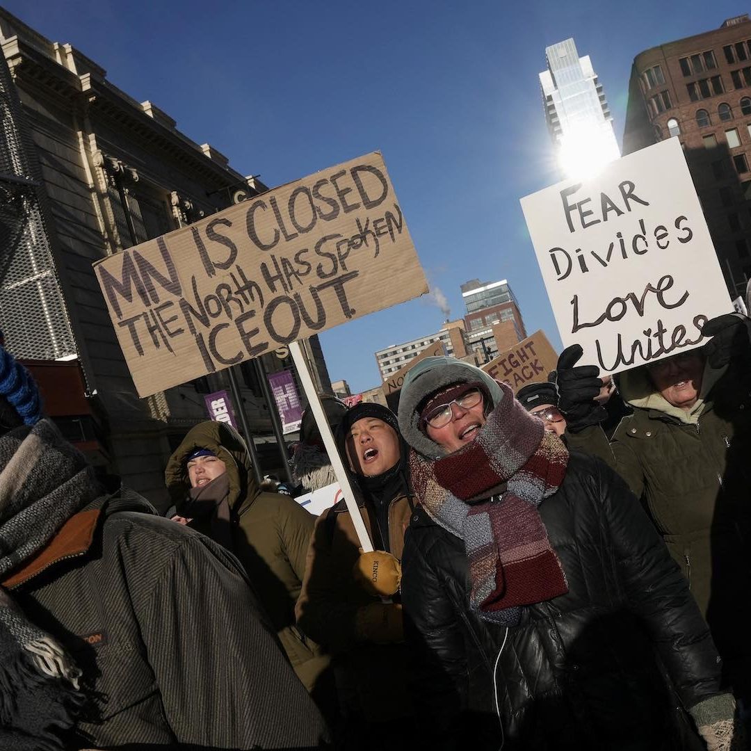 En Minnesota protesta contra ICE y piden no trabajar, no ir a la escuela y no hacer compras