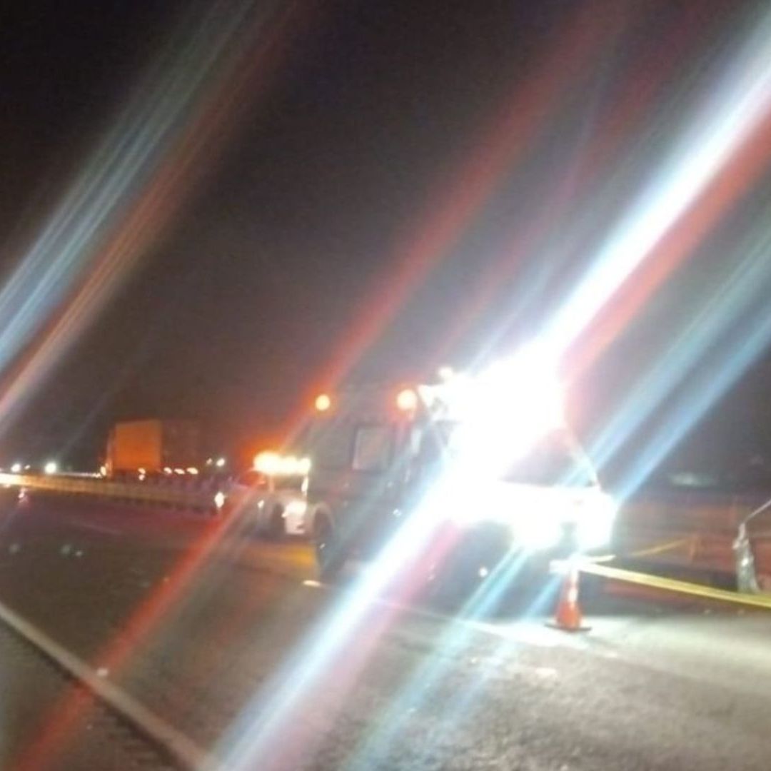 Muertas Madre Hija Choque Camioneta Tráiler Autopista Puebla Orizaba Caseta Amozoc
