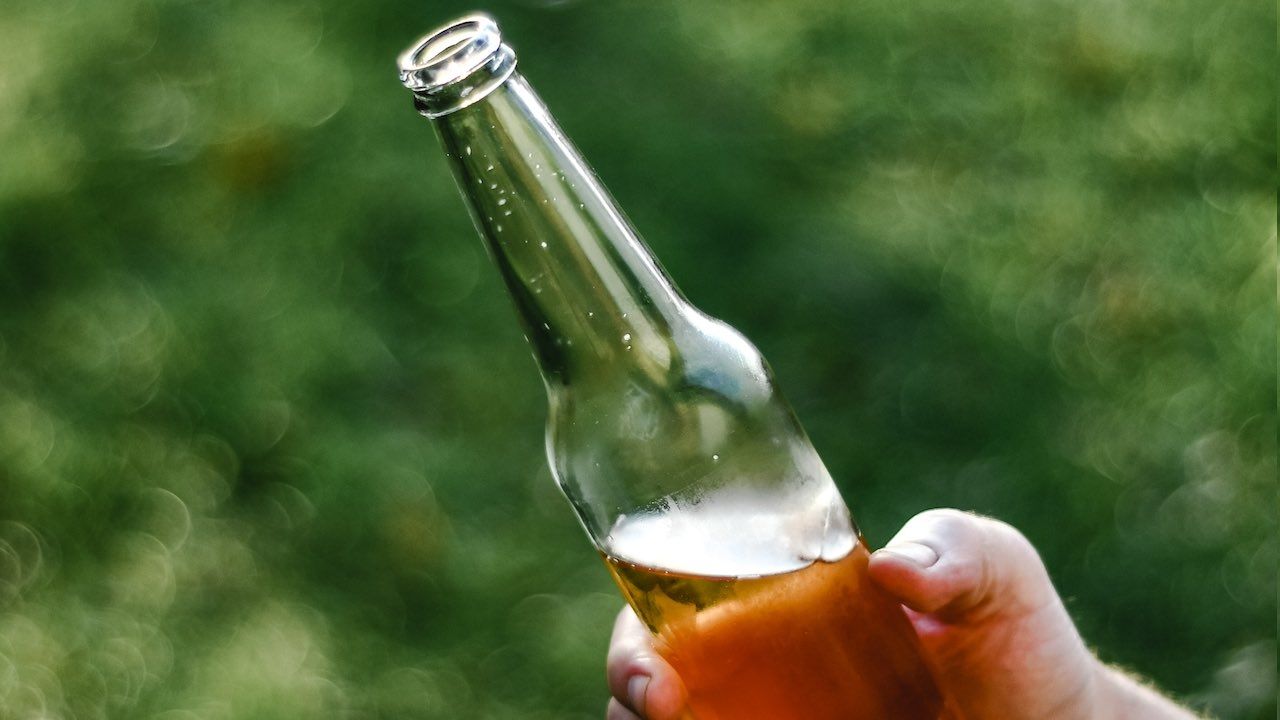 Pistear y pisto, el significado y origen de estas palabras en México