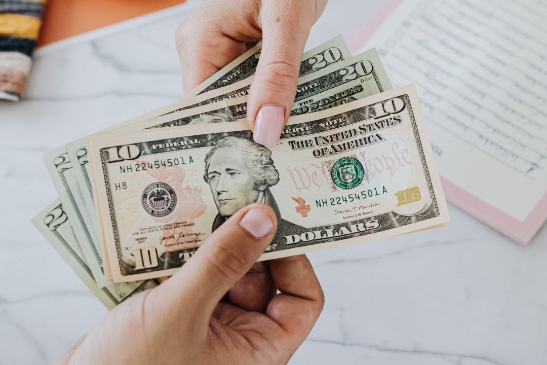 A cómo está el dólar hoy 7 de junio de 2023 y el tipo de cambio en México.