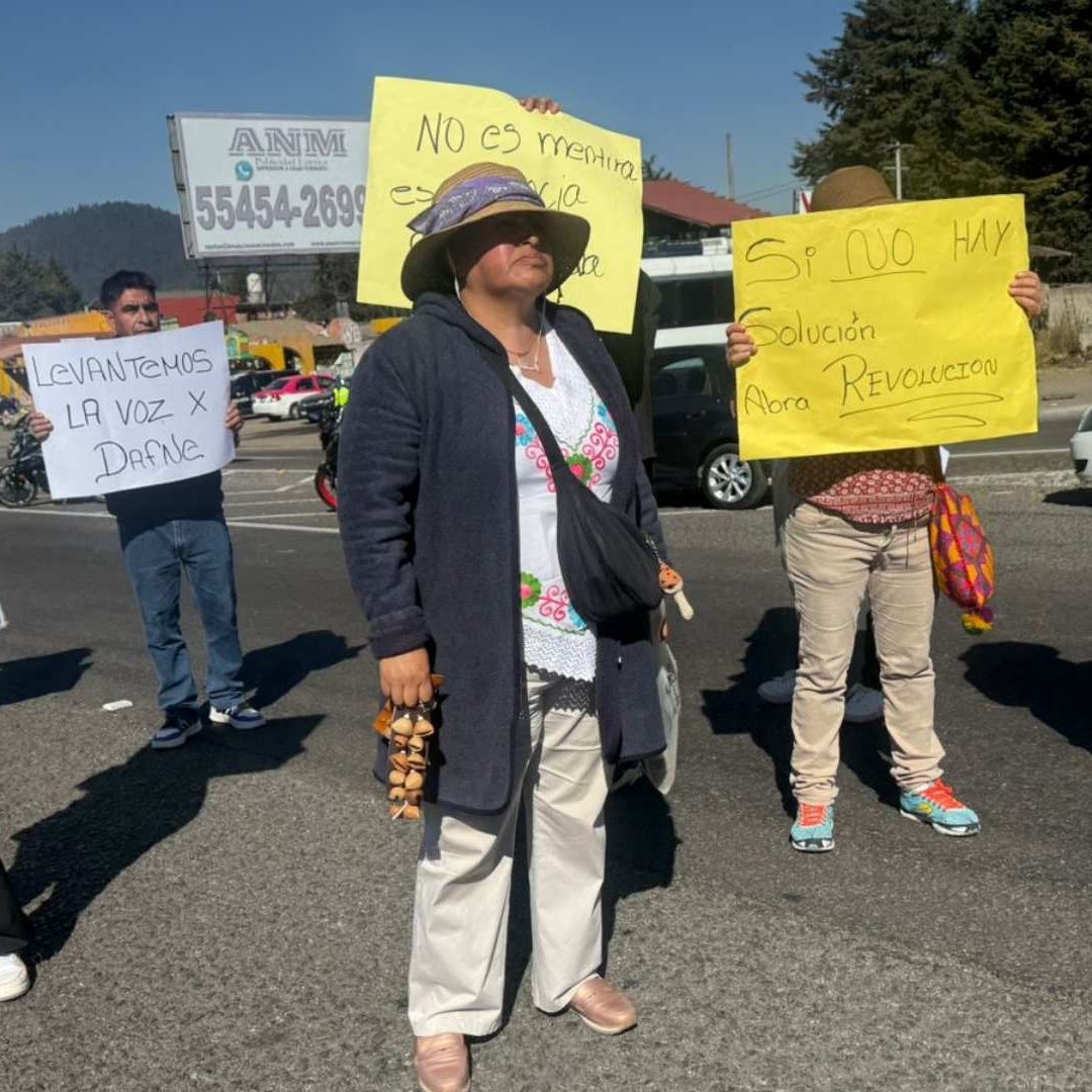 Bloqueo en la carretera México-Toluca.