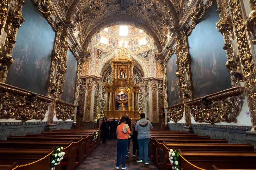 Recorrido virtual en capilla del Rosario ubicada dentro del Templo de Santo Domingo en Puebla