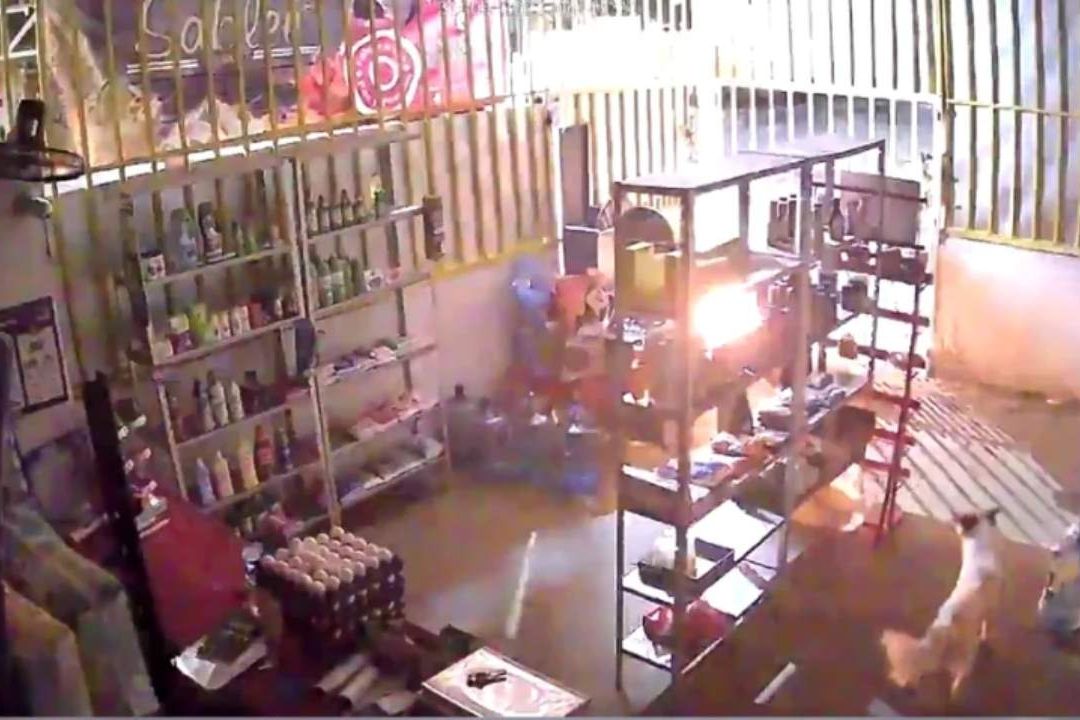 Video: Perrita Evita Incendio de una Tienda y Salva a Familia en Chiapas