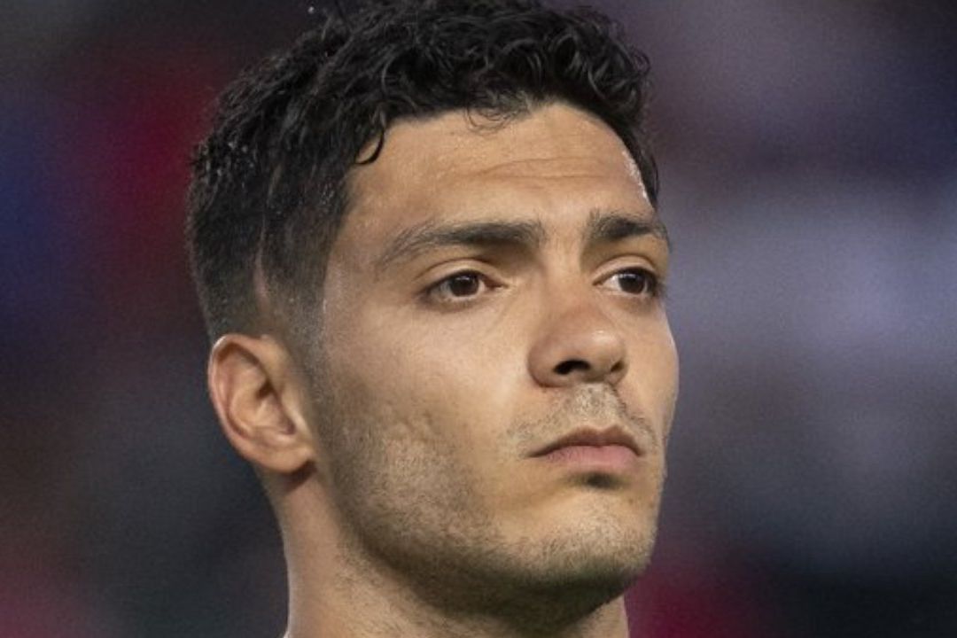 ¿Por qué Raúl Jiménez no jugará con el Tri ante Camerún?