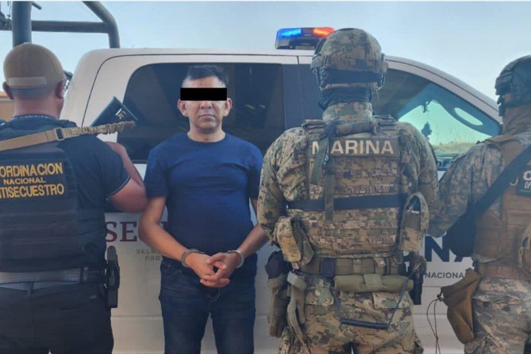 A Edwin Omar 'N', alias 'El Minimix', se le aseguró un arma de fuego, droga y un vehículo