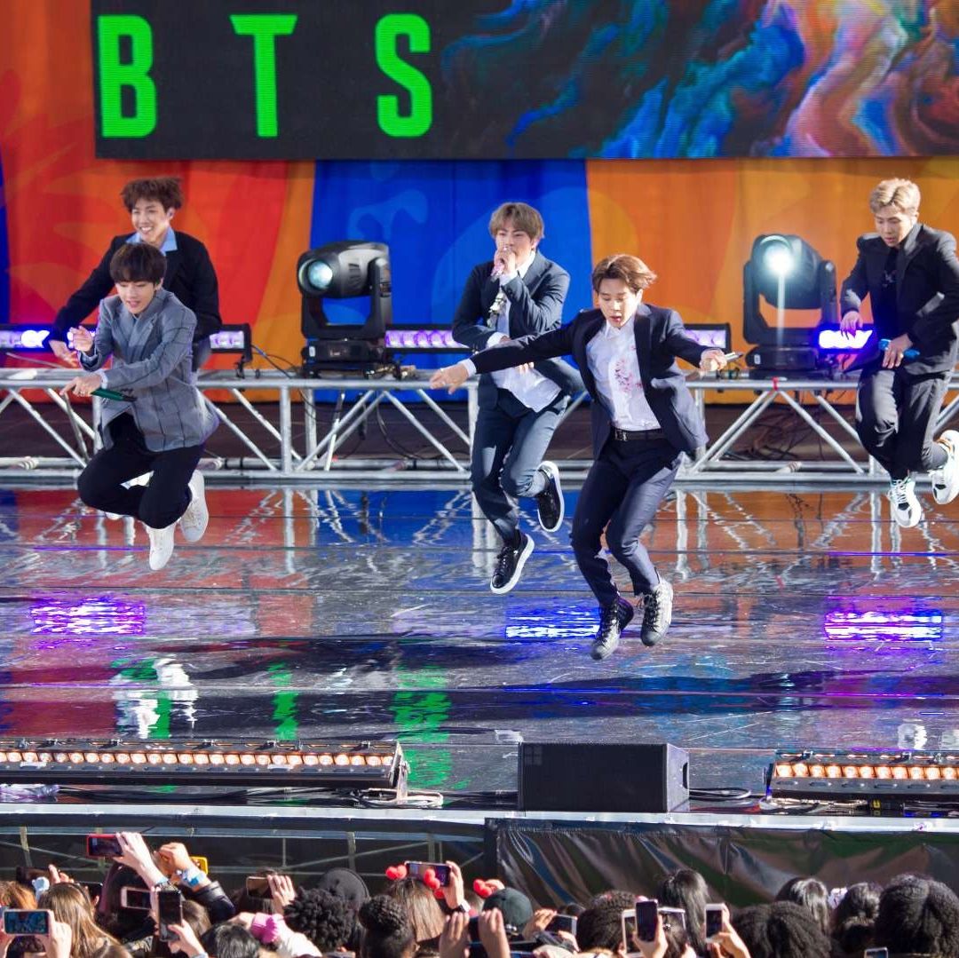 Conoce A Qué Hora Es la Primera Preventa de Boletos de BTS en México 2026