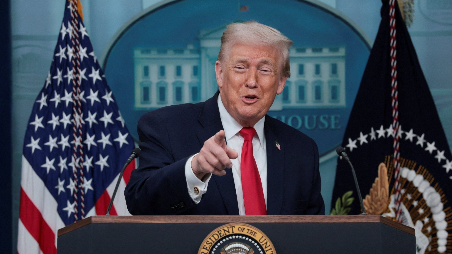 Donald Trump durante conferencia de prensa en la Casa Blanca, al cumplirse un año de su segundo mandato. Foto: Reuters