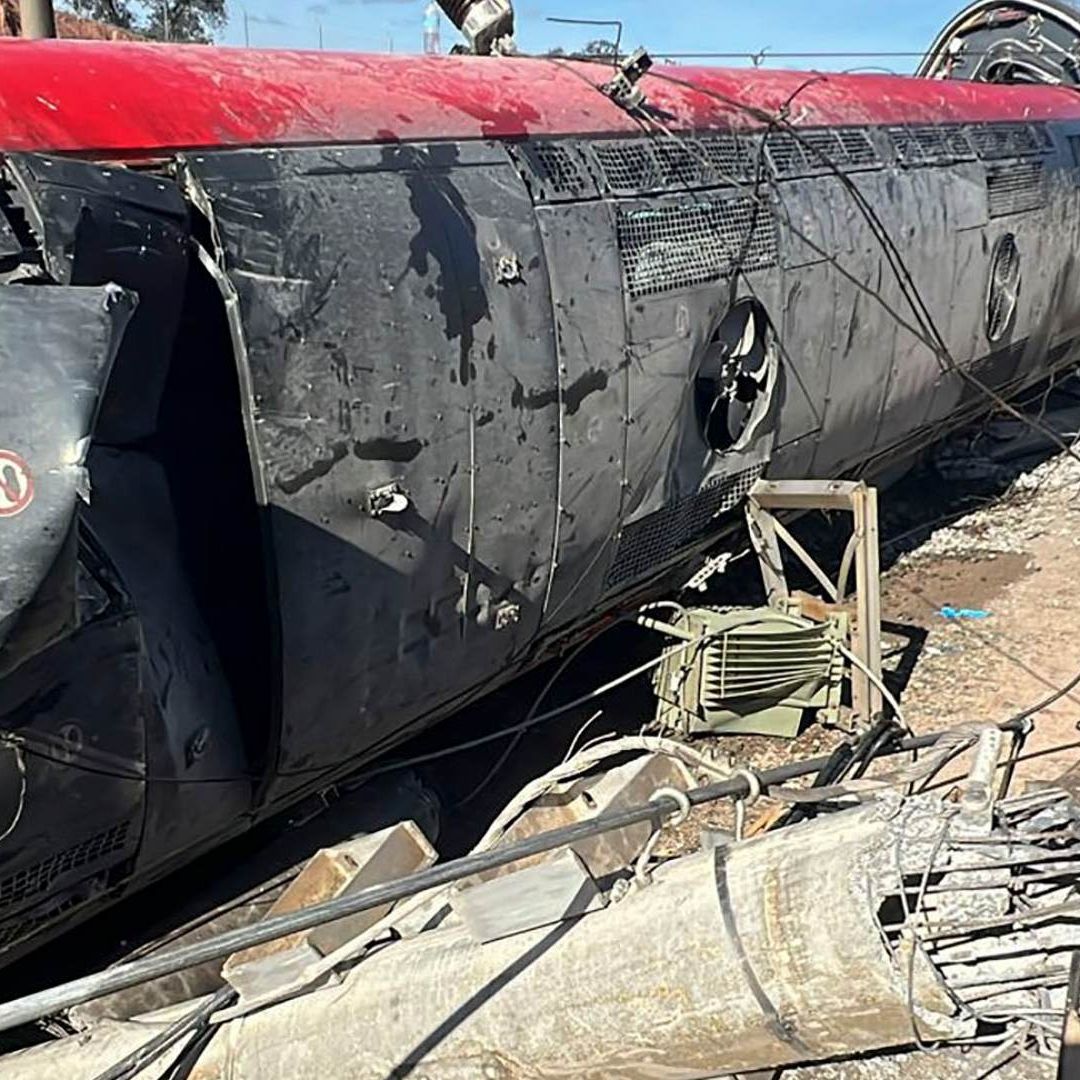 Van 41 Muertos por Descarrilamiento de Trenes en España; Siguen 39 Personas Hospitalizadas.