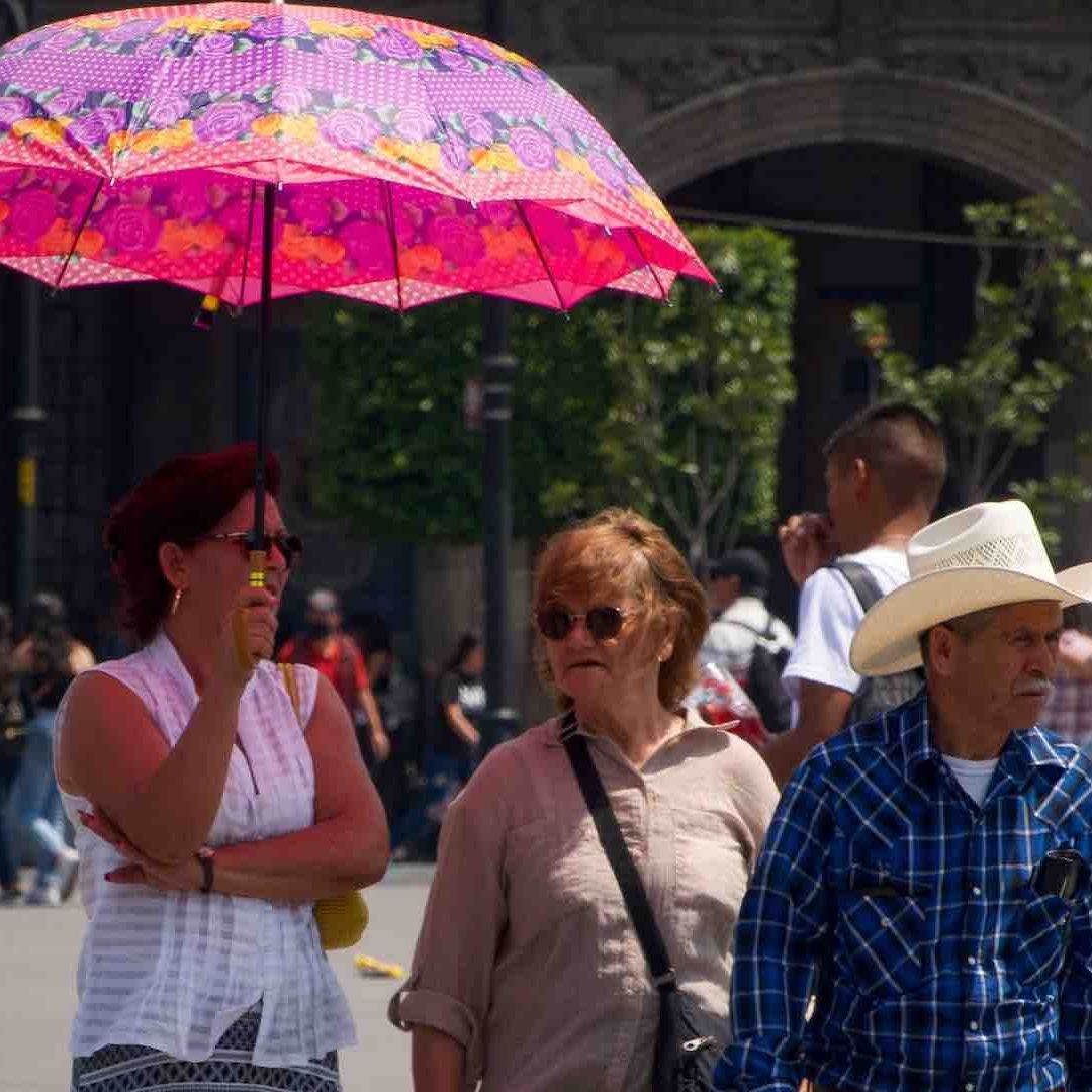 El calor extremo puede provocar deshidratación e irritabilidad