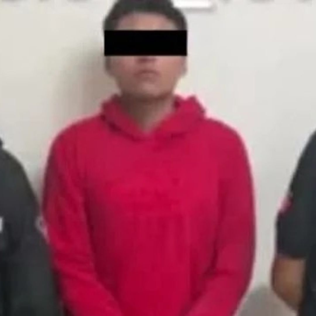 Sujeto Mata a Hombre y Envía por Error Evidencia del Crimen a su Mamá en CDMX; Ella lo Entrega