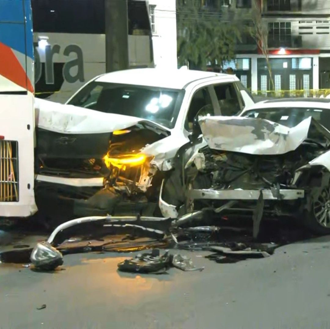 Accidente en la Zaragoza Hoy: Conductor se Siente Mal y Provoca Carambola; Hay Un Muerto
