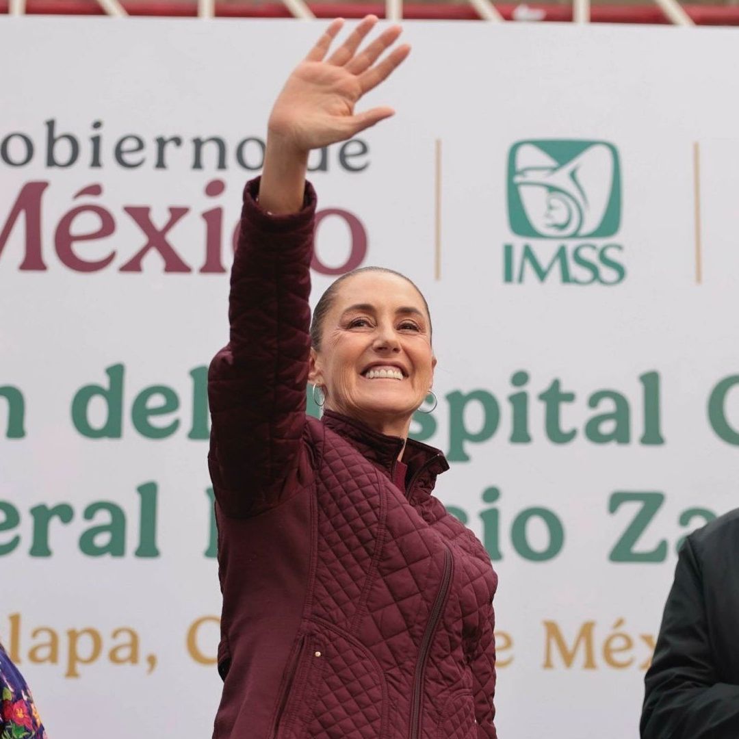 Presidenta Claudia Sheinbaum anuncia credencialización y expediente único en sistema de salud.