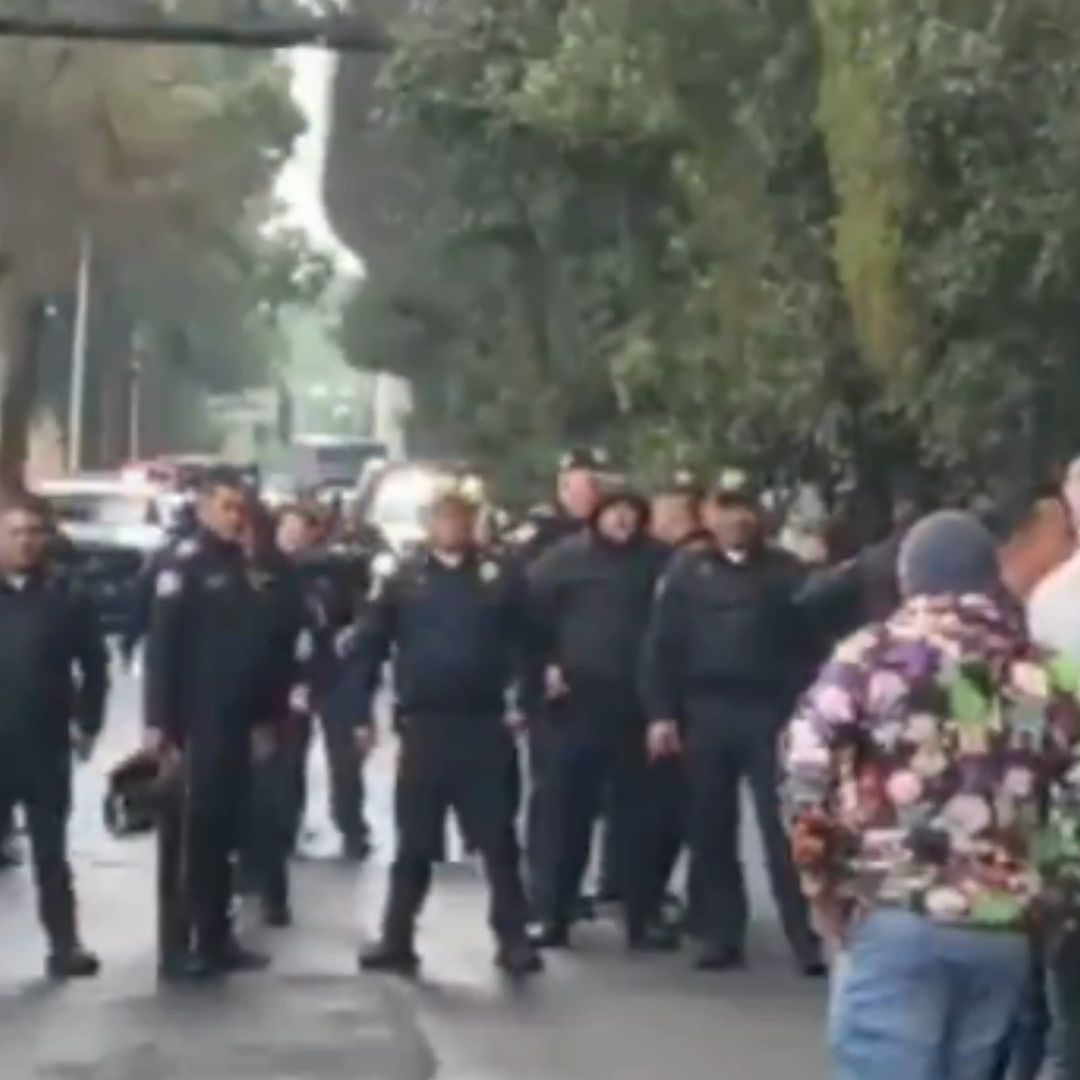 Graban Riña Entre Policías y Repartidores sobre Viaducto Tlalpan
