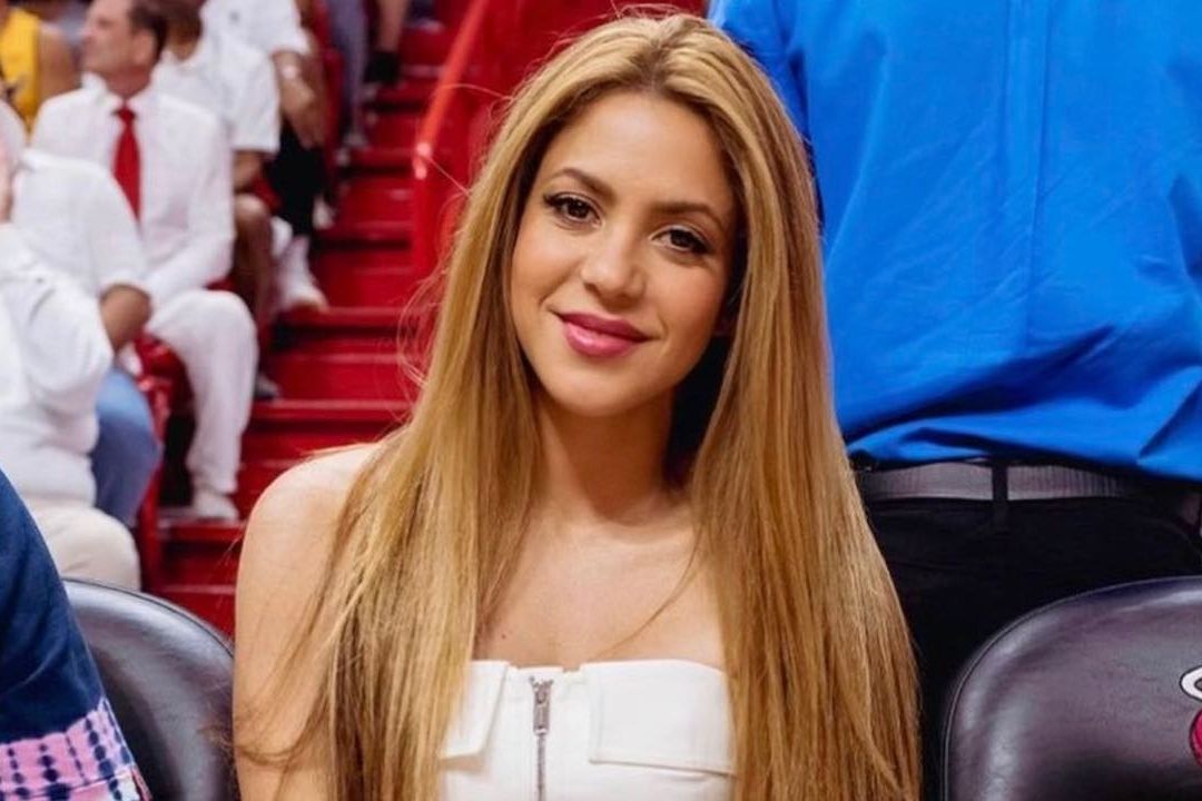 Shakira durante un partido de basquetbol