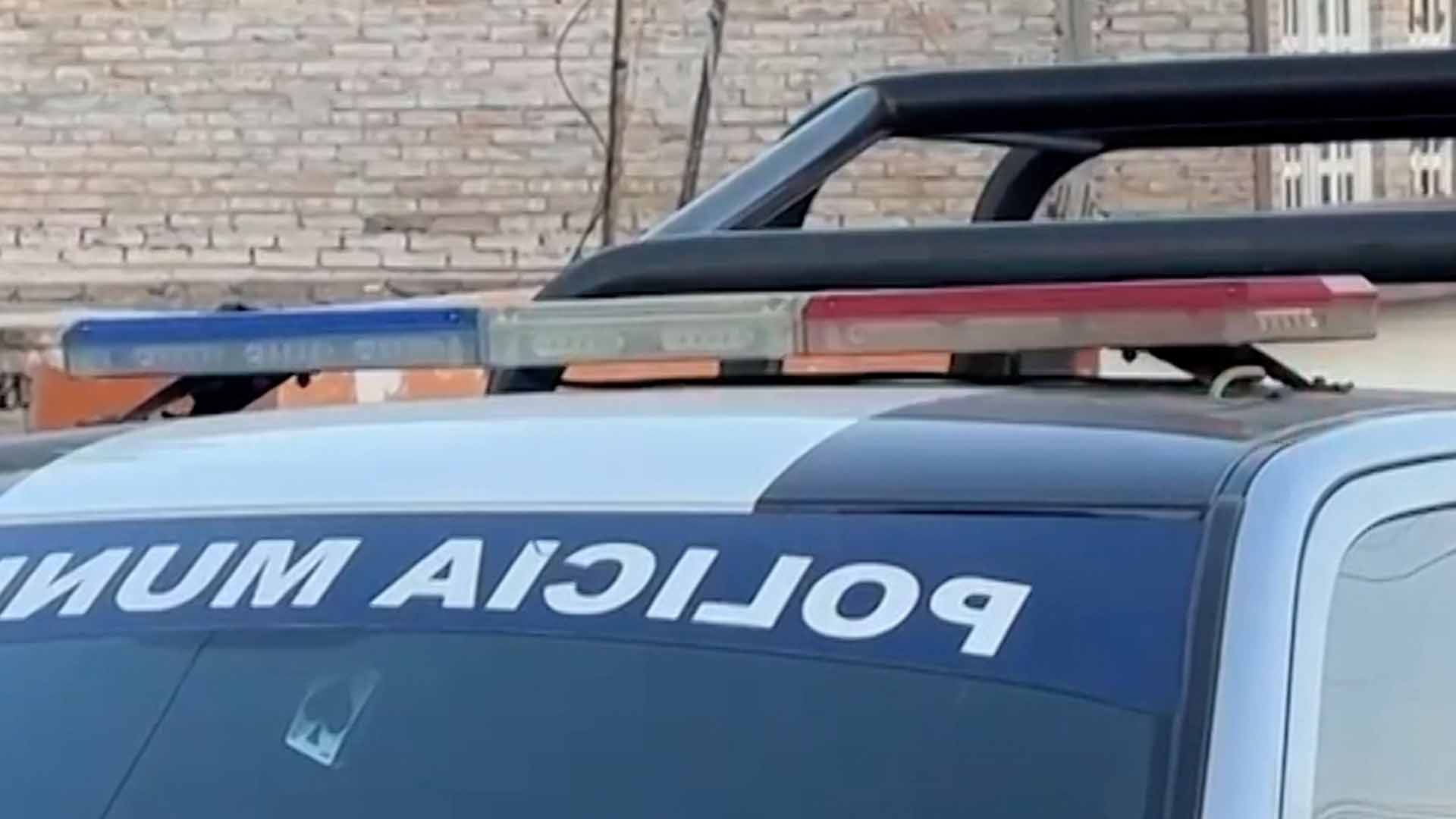 Atacan a Hombre con Arma Blanca al Evitar un Robo en Joyas del Desierto en Torreón