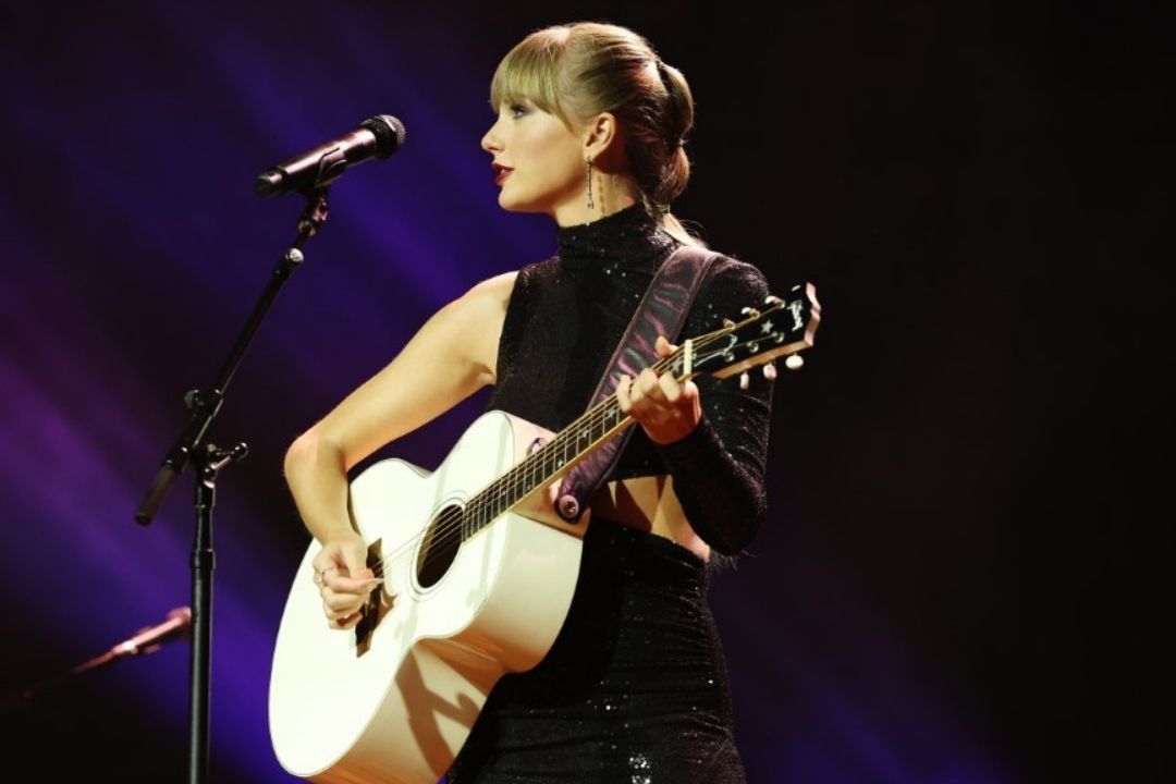 Revenden boletos para Taylor Swift en 100 mil pesos