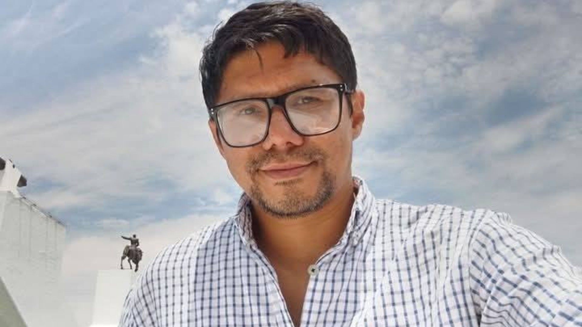 Leonardo Ariel Escobar maestro colombiano