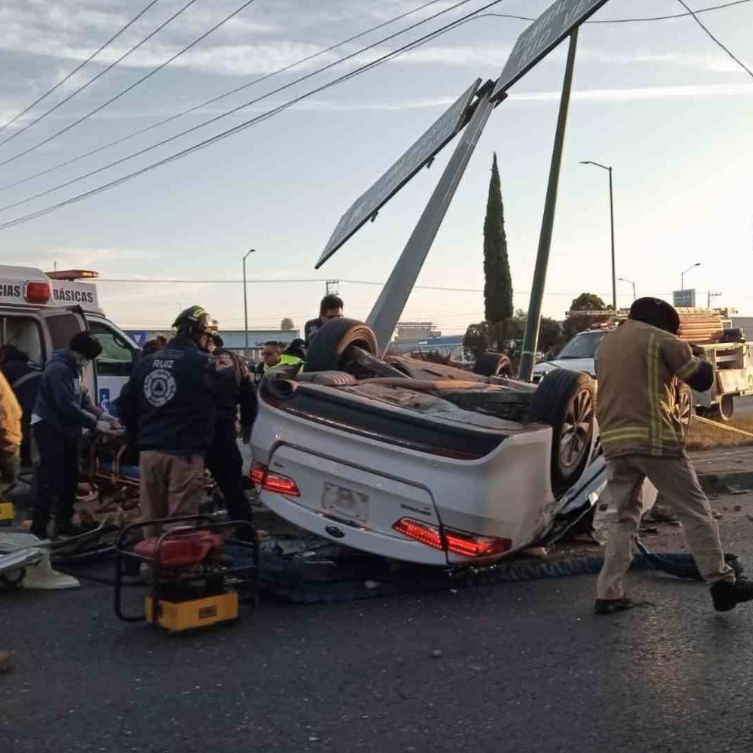 Accidente en Carretera 57 Deja Dos Muertos