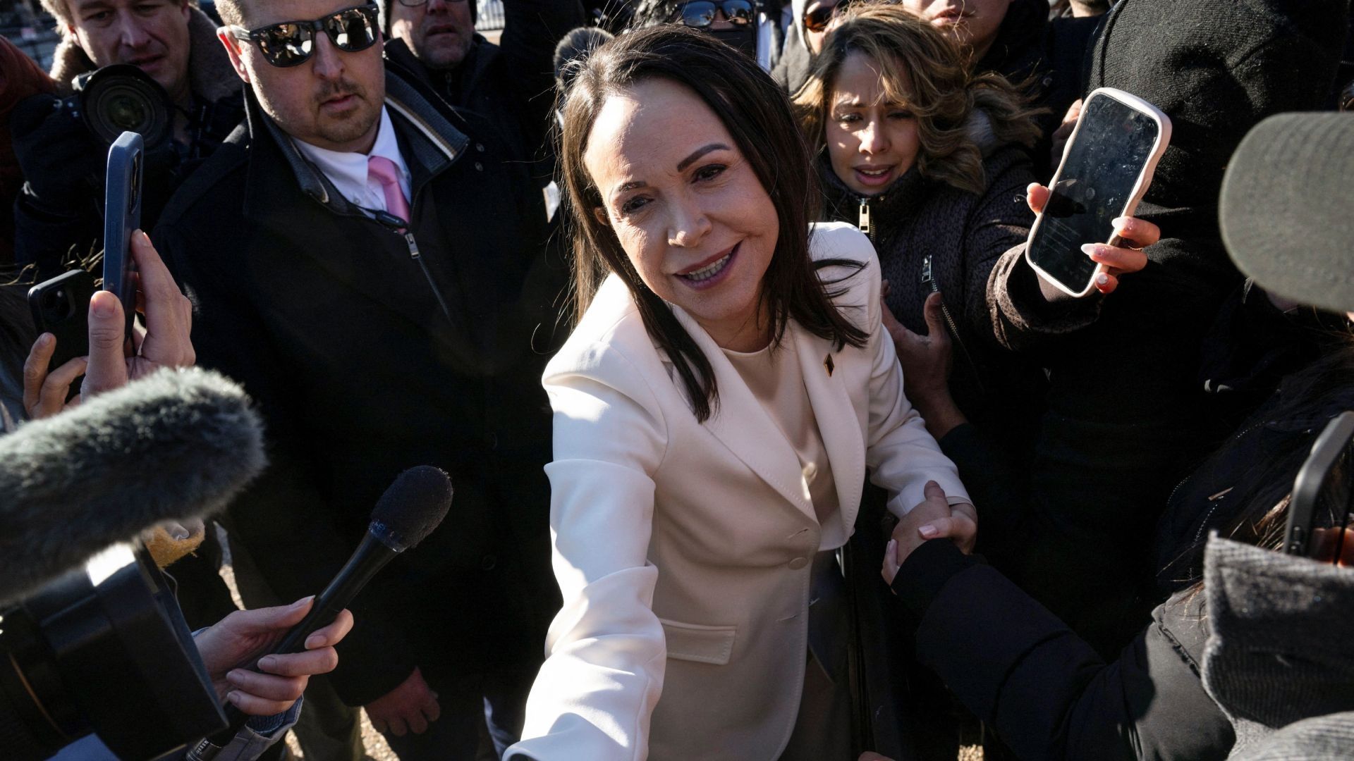 La dirigente venezolana emitió sus primeras declaraciones públicas después de completar las reuniones con Trump