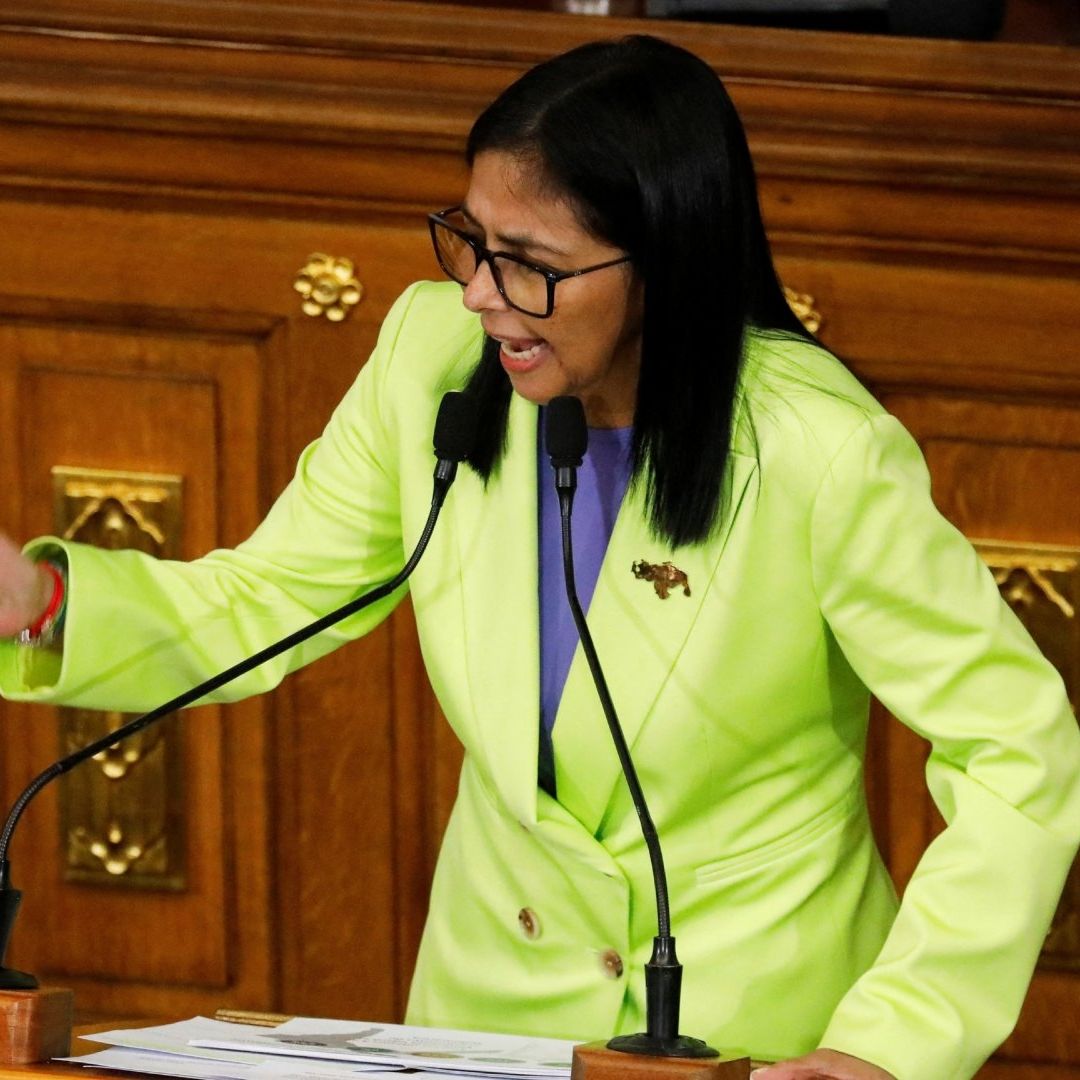 Delcy Rodríguez, presidenta encargada de Venezuela, habló ante los 285 legisladores que conforman el Parlamento.