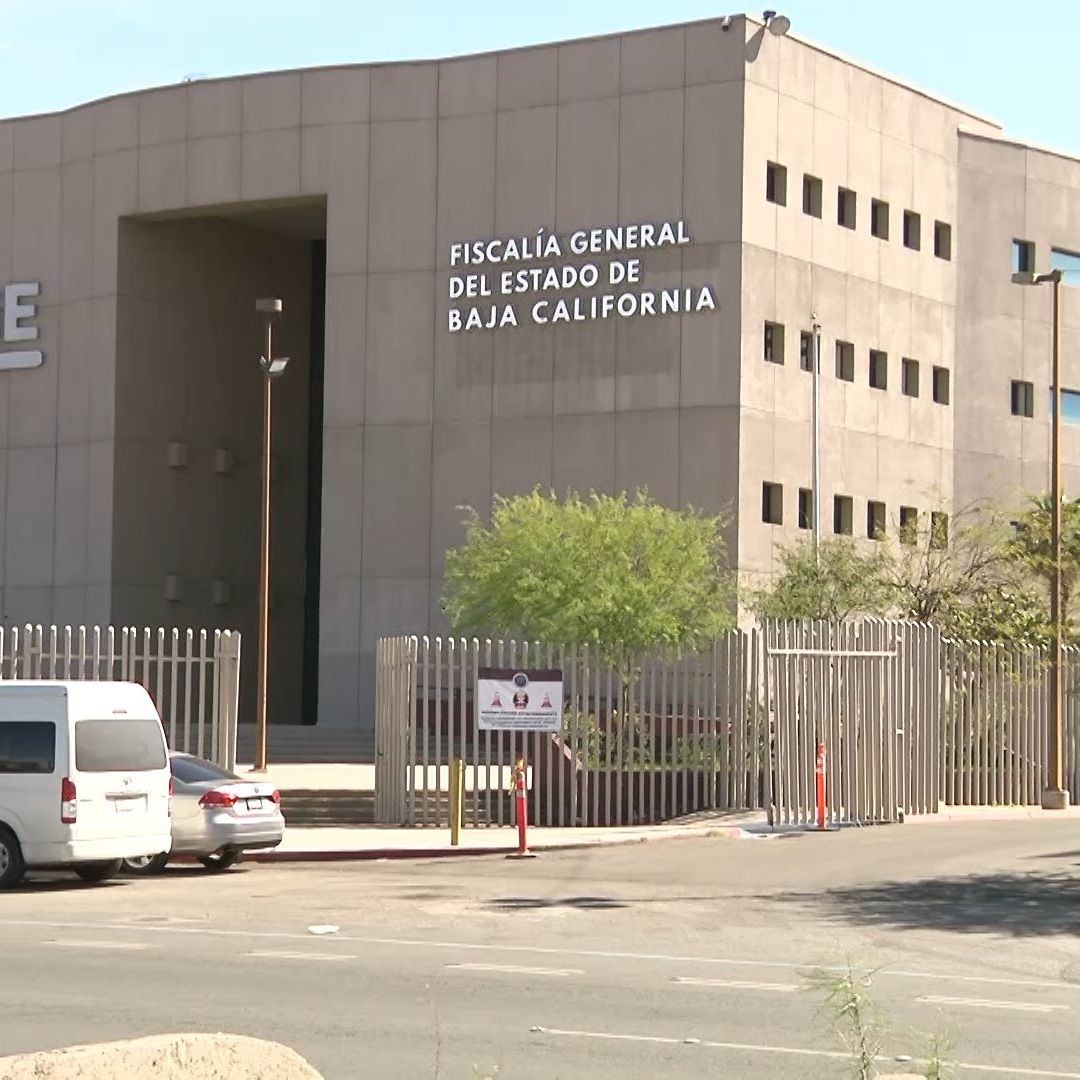 Investigan a Seis Policías Involucrados en Huida del Agresor de Menor en Taquería de Mexicali