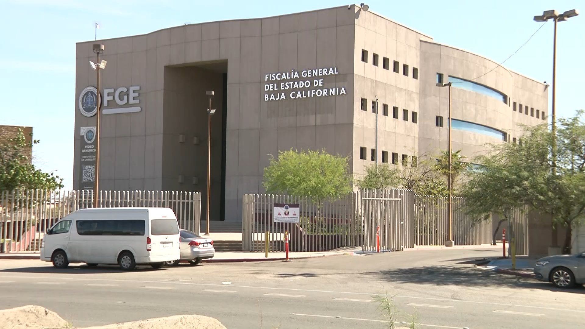 Investigan a Seis Policías Involucrados en Huida del Agresor de Menor en Taquería de Mexicali
