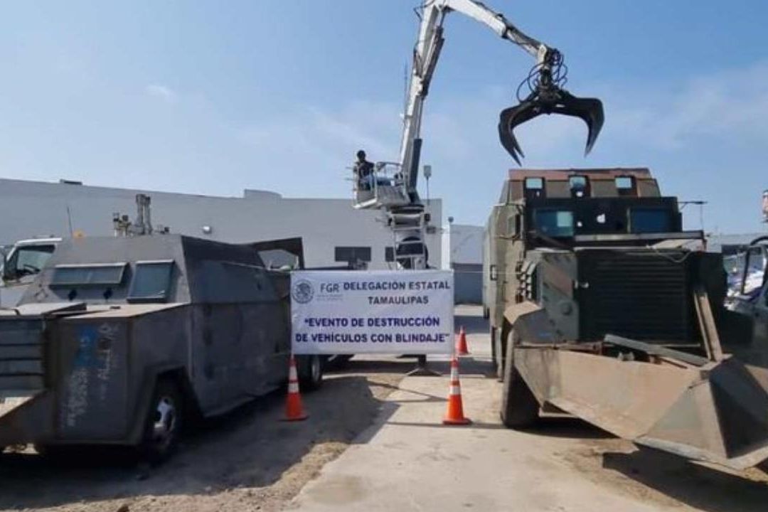 FGR destruye 14 vehículos conocidos como ‘monstruos’ en Tamaulipas