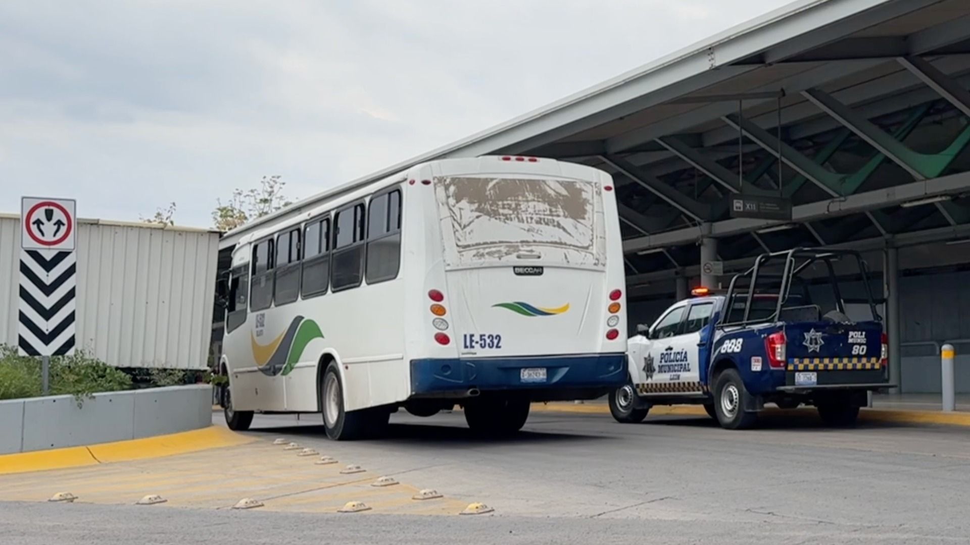 Mujer Fallece Mientras Esperaba el Camión en una Estación de León, Guanajuato. Foto: N+