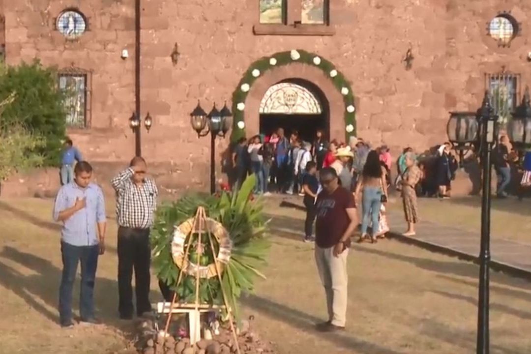 Caravana Recuerda el Asesinato de Sacerdotes Jesuitas