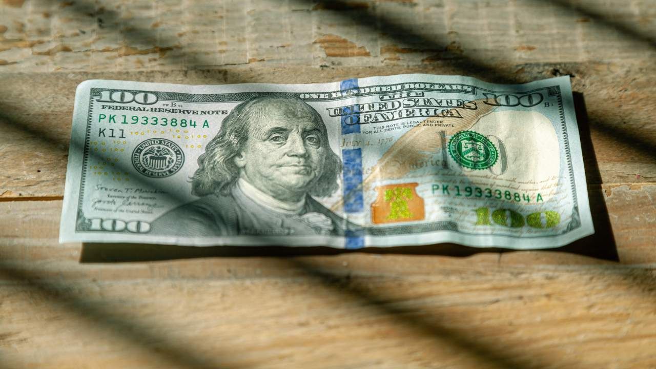 A cómo está el dólar hoy 21 de junio de 2023 y el tipo de cambio en México