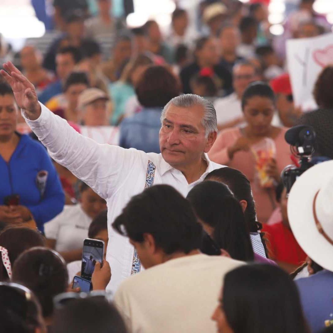Adán Augusto López en gira por Lagos de Moreno, Jalisco.