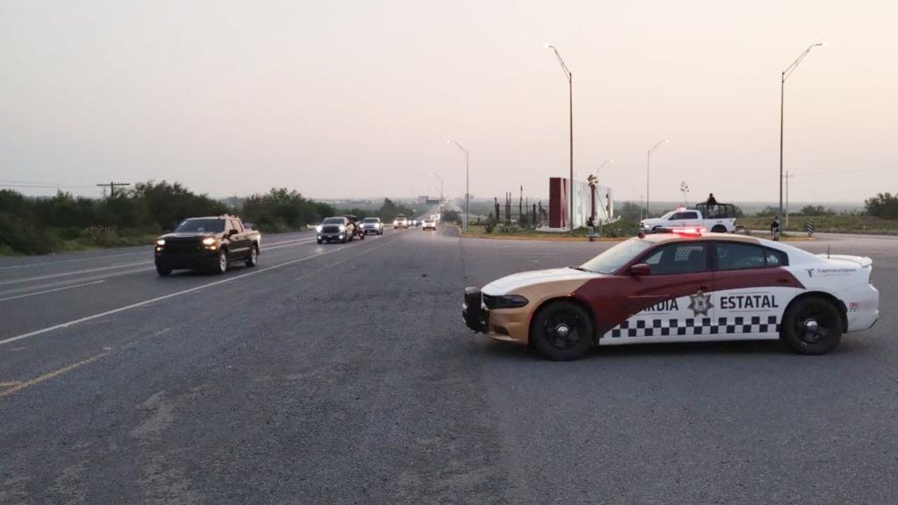 Retiran bloqueo en la carretera Río Bravo-Reynosa que fue realizado con unidades de transporte de carga atravesados