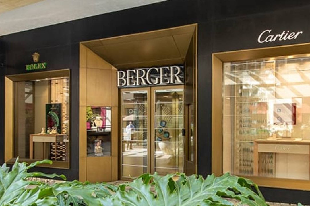 Joyería Berger, en plaza Antara, Polanco, vendía relojes de lujo de distintas marcas