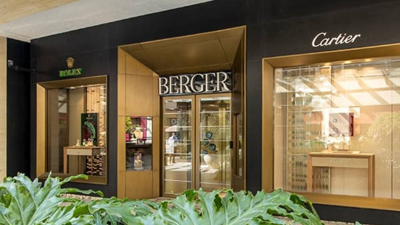 Joyería Berger, en plaza Antara, Polanco, vendía relojes de lujo de distintas marcas