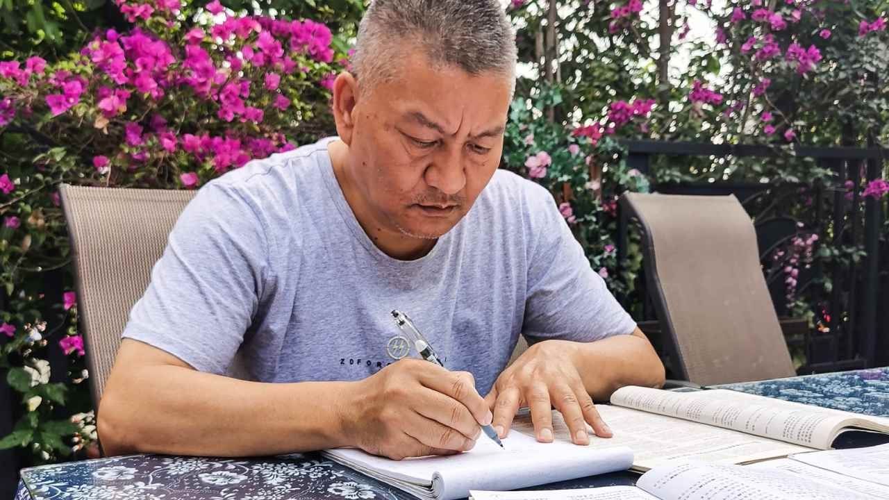 Chino Reprueba Otra Vez Examen para la Universidad; Ya Son 27