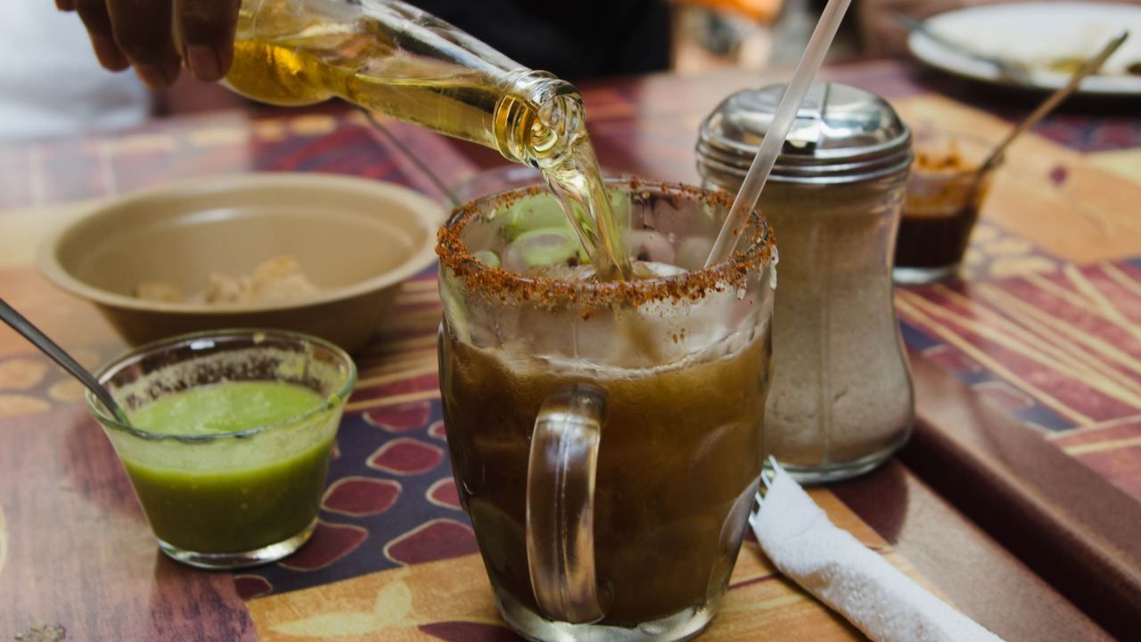 ¿Cuál es Origen de la Michelada y Por Qué se Llama Así?
