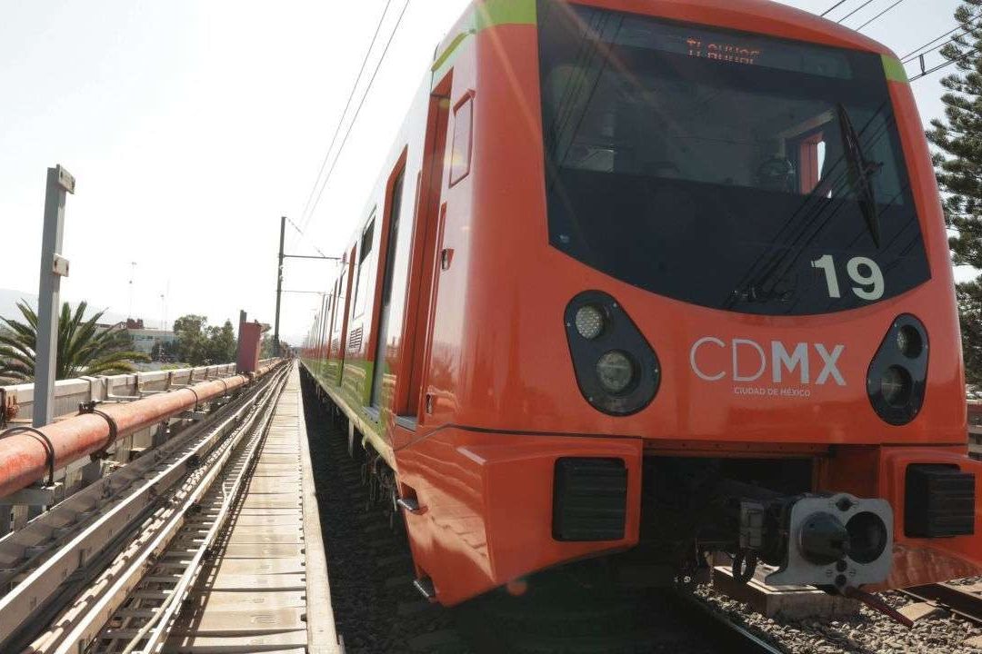 ¿Es Delito Aventarse a las Vías del Metro?