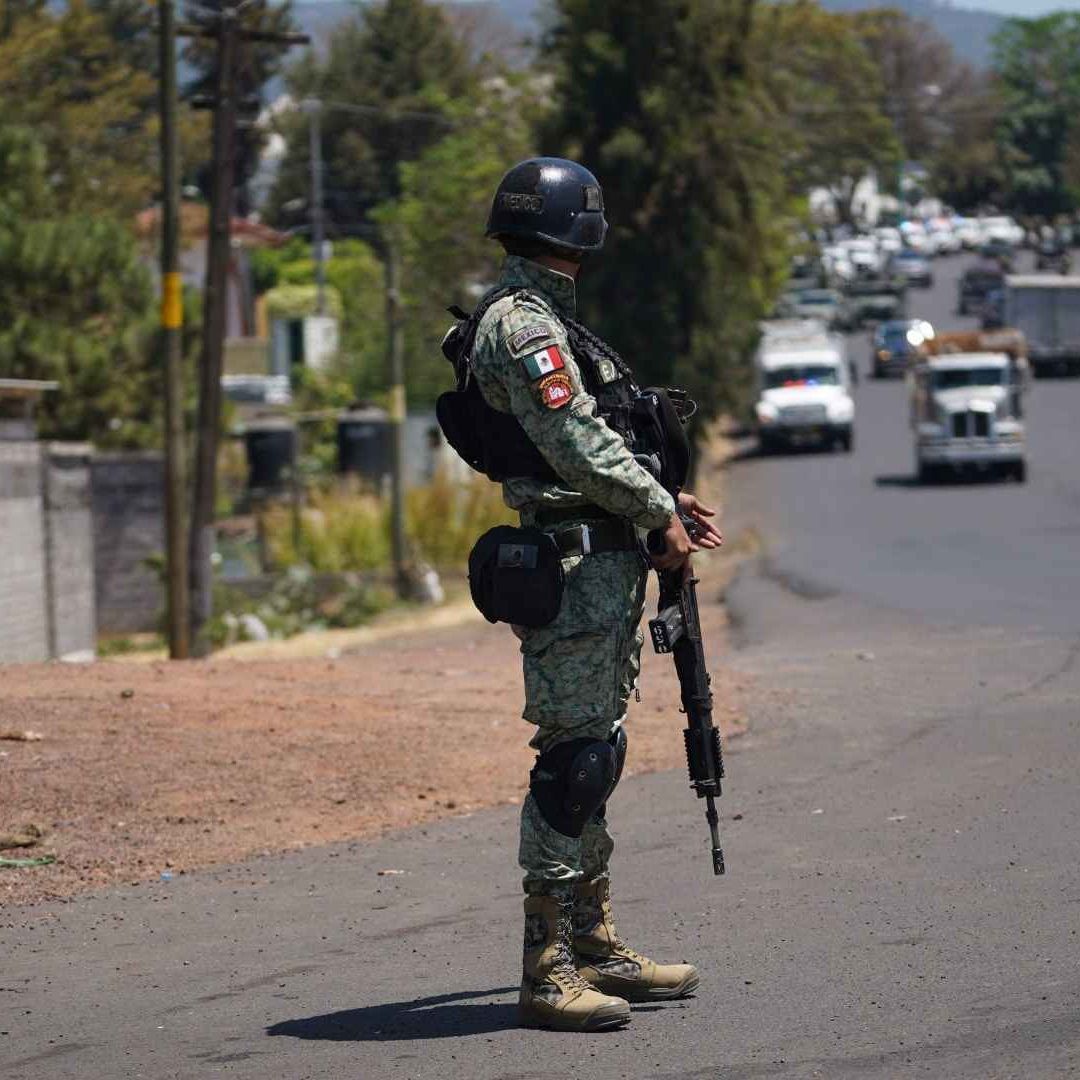 Elementos de la Guardia Nacional y Sedena montaron un operativo en el lugar del enfrentamiento