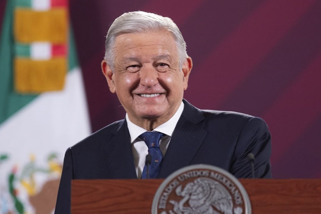 El presidente Andrés Manuel López Obrador presenta su mañanera desde Palacio Nacional