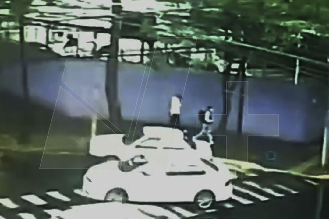 Despierta obtuvo imágenes donde se muestra a los ladrones que robaron a una joyería en Plaza Antara en Polanco horas antes en el lugar