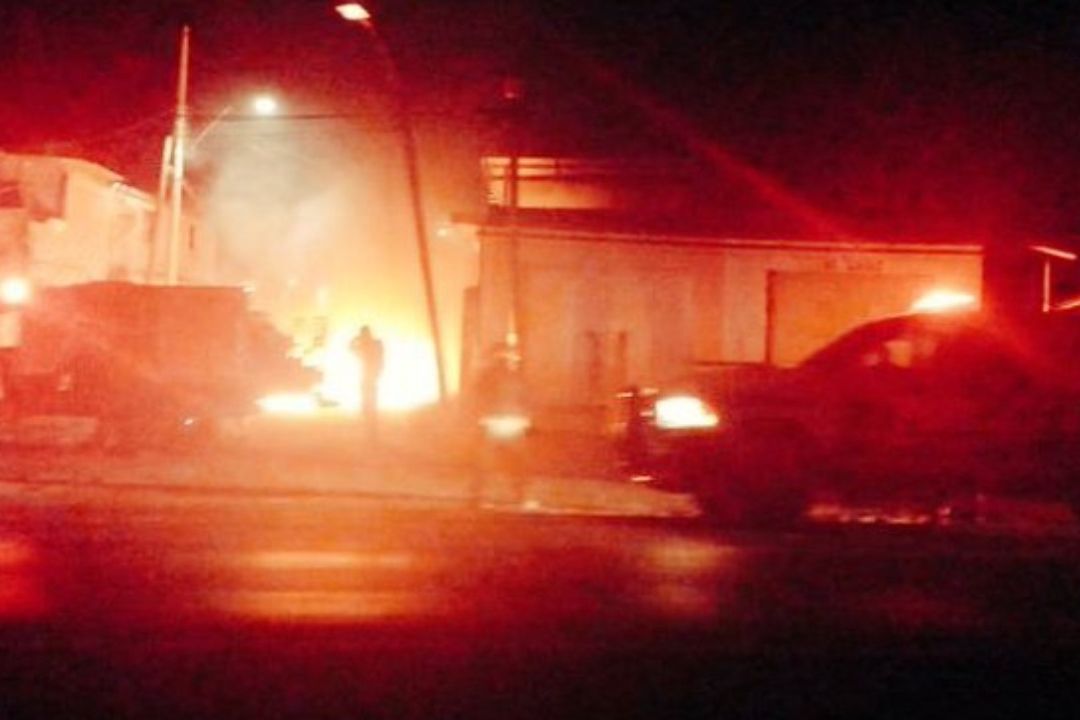 Explosión de Auto en Celaya Deja 4 Elementos de GN Heridos