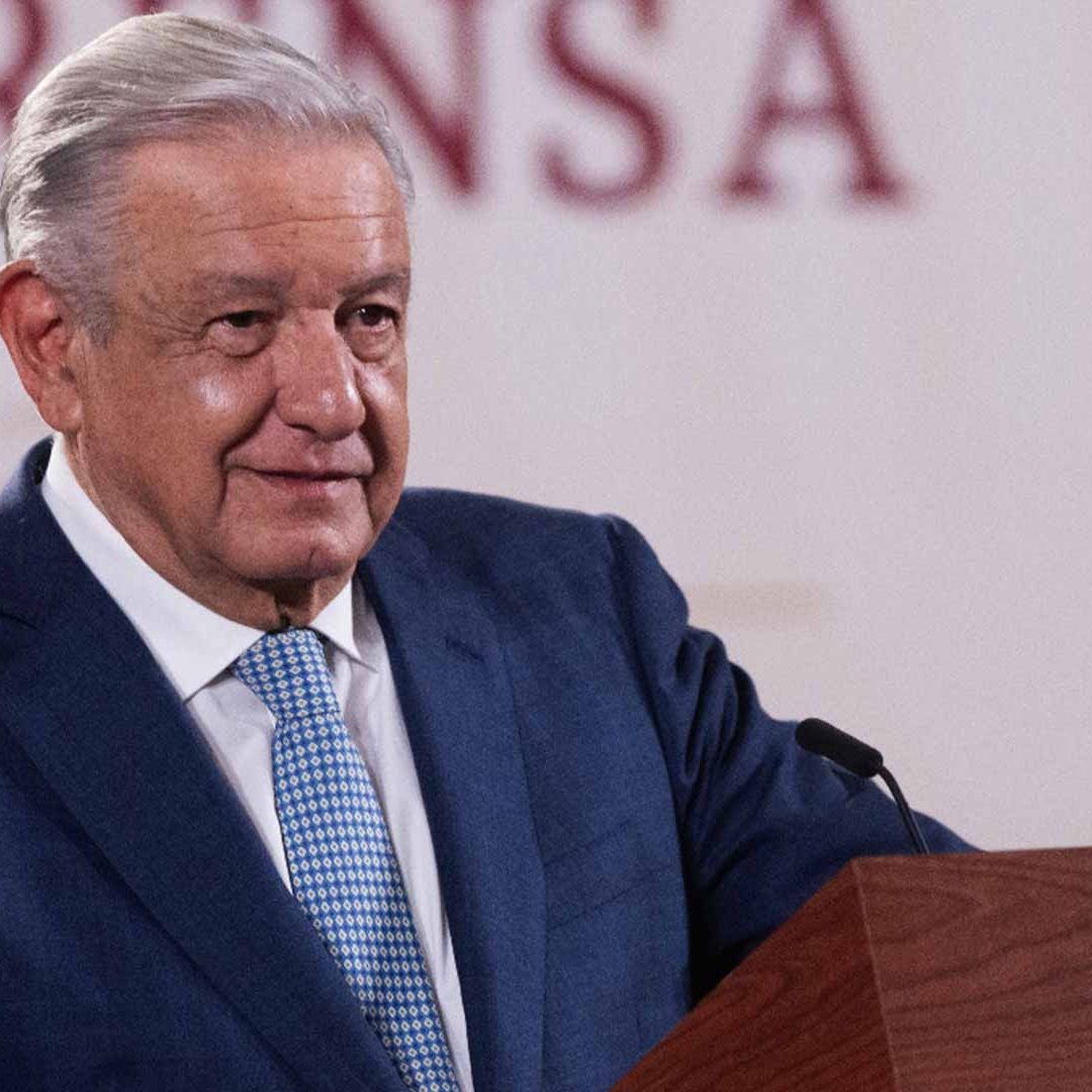 El presidente Andrés Manuel López Obrador presenta su mañanera desde Palacio Nacional